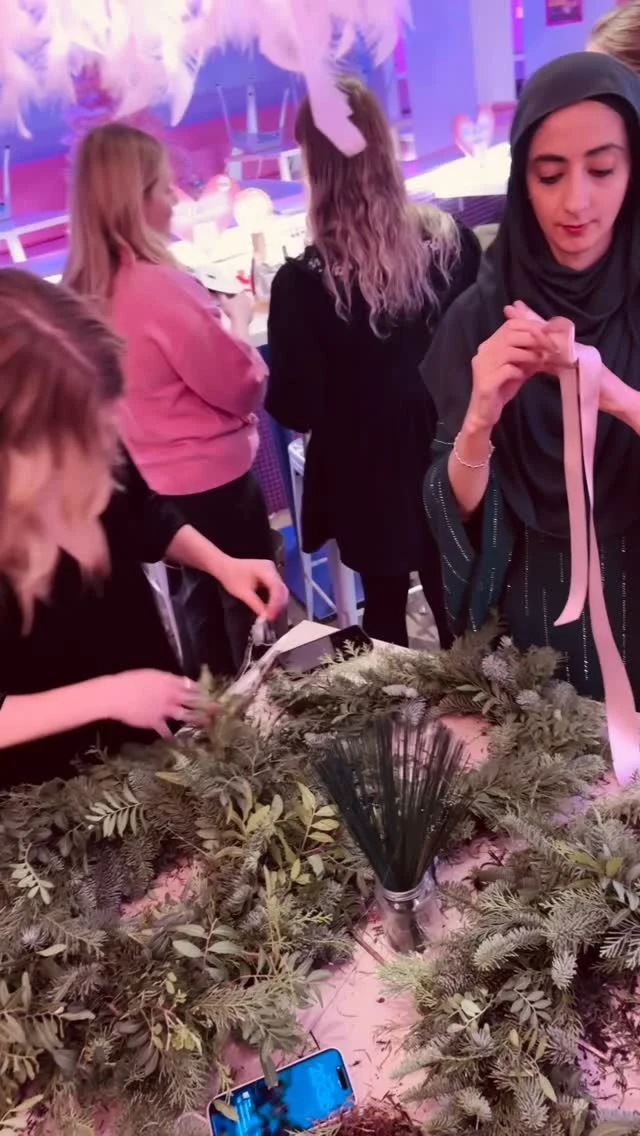 L O V E  O U R  G A N G ! 

@wild.stems 
@hairbyshannondoughty