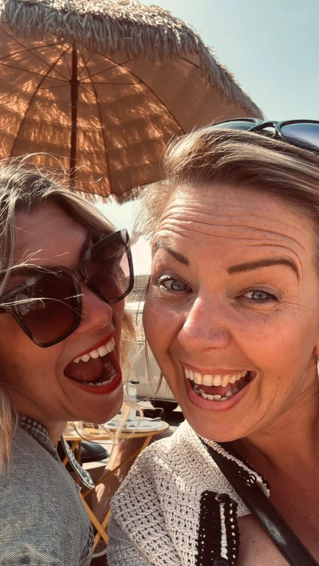 🤍🤍 

Barcelona Rooftops, Sangria, Sunshine, Pasta, Pizza, Sunsets and all the extra joyful bits in addition to dress fun!! .....

So many laughs and so much love 12 years in with youuu @ktmarieward