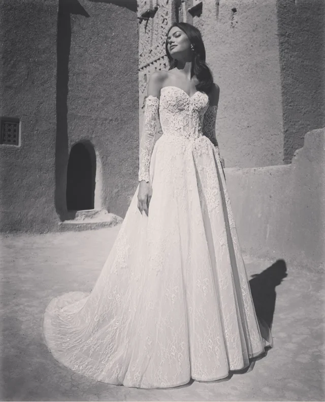 T I A 🤍

Dramatic, Delicate and completely Delish! A lace ballgown for all the romantic feels 🤍 

Book your appointment to try her on xx 

www.whiteboutique.co.uk

#LuxuryBride #BridalBoutique #LaceWeddingDress #SayYesToTheDress #ModernBride BridalStyle WeddingInspiration ElegantBride BridalLuxury WeddingDressGoals BrideToBe LuxuryWedding WarwickshireBride WarwickshireWeddings WarwickshireBridalBoutique WestMidlandsBride UKBride WarwickshireWedding MidlandsWedding BoutiqueBridal