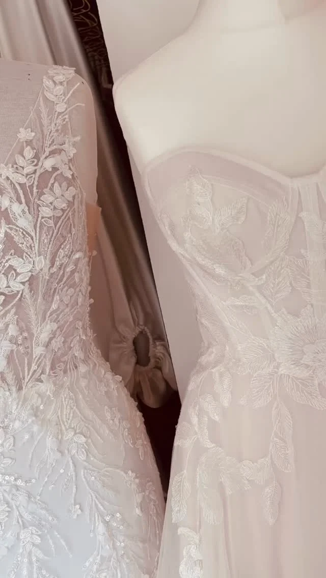 F R I Y A Y ! 

@watters 
@wilderlybride 
@bylillianwest 
@elyseebridaldesign