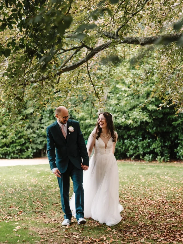 S U Z A N N A 

The most wonderful kind bride we ever did meet. Thank you for choosing us, loved every minute of your gorgeous happy chatty face in our shop! Missing you already! Xx